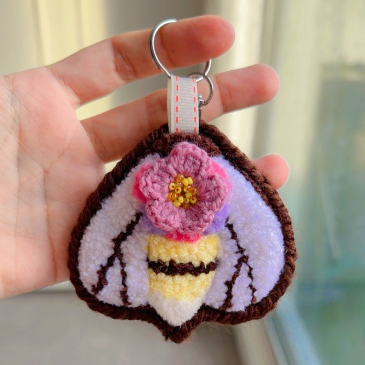 Bee - keychains